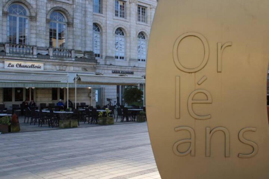 Le Scandinave, Proche Bord De Loire Orléans Exteriör bild