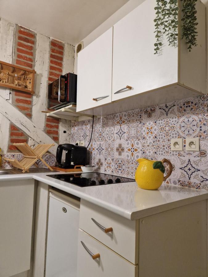 Le Scandinave, Proche Bord De Loire Orléans Exteriör bild